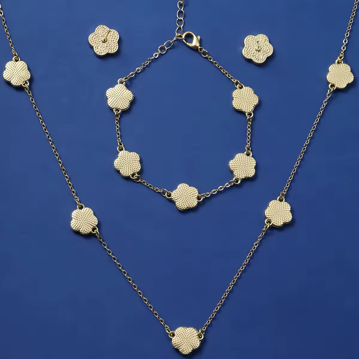 Lucky Five-petal Flower Five-leaf Clover Bracelet Earrings Necklace Three-piece set