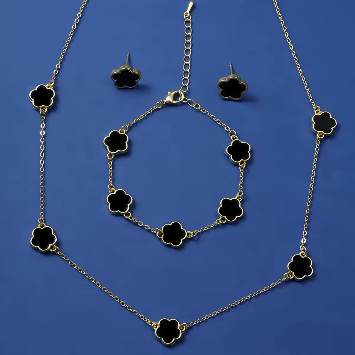 Lucky Five-petal Flower Five-leaf Clover Bracelet Earrings Necklace Three-piece set